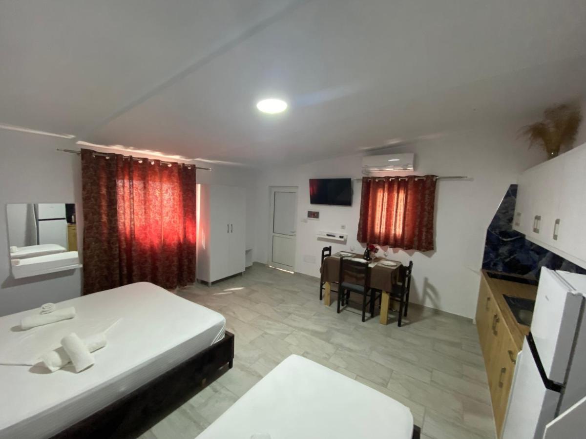 Full Moon Apartments Ksamil Ngoại thất bức ảnh
