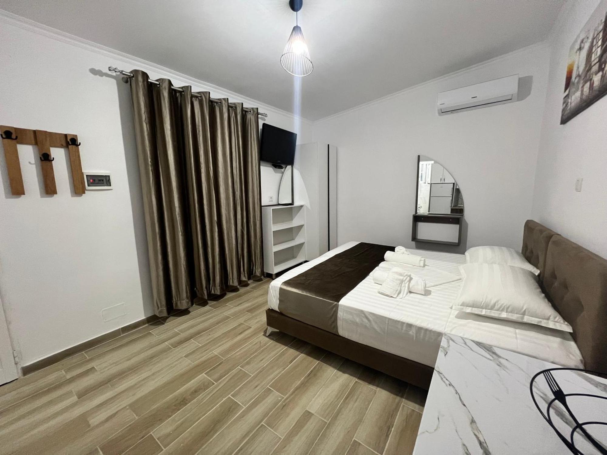 Full Moon Apartments Ksamil Ngoại thất bức ảnh