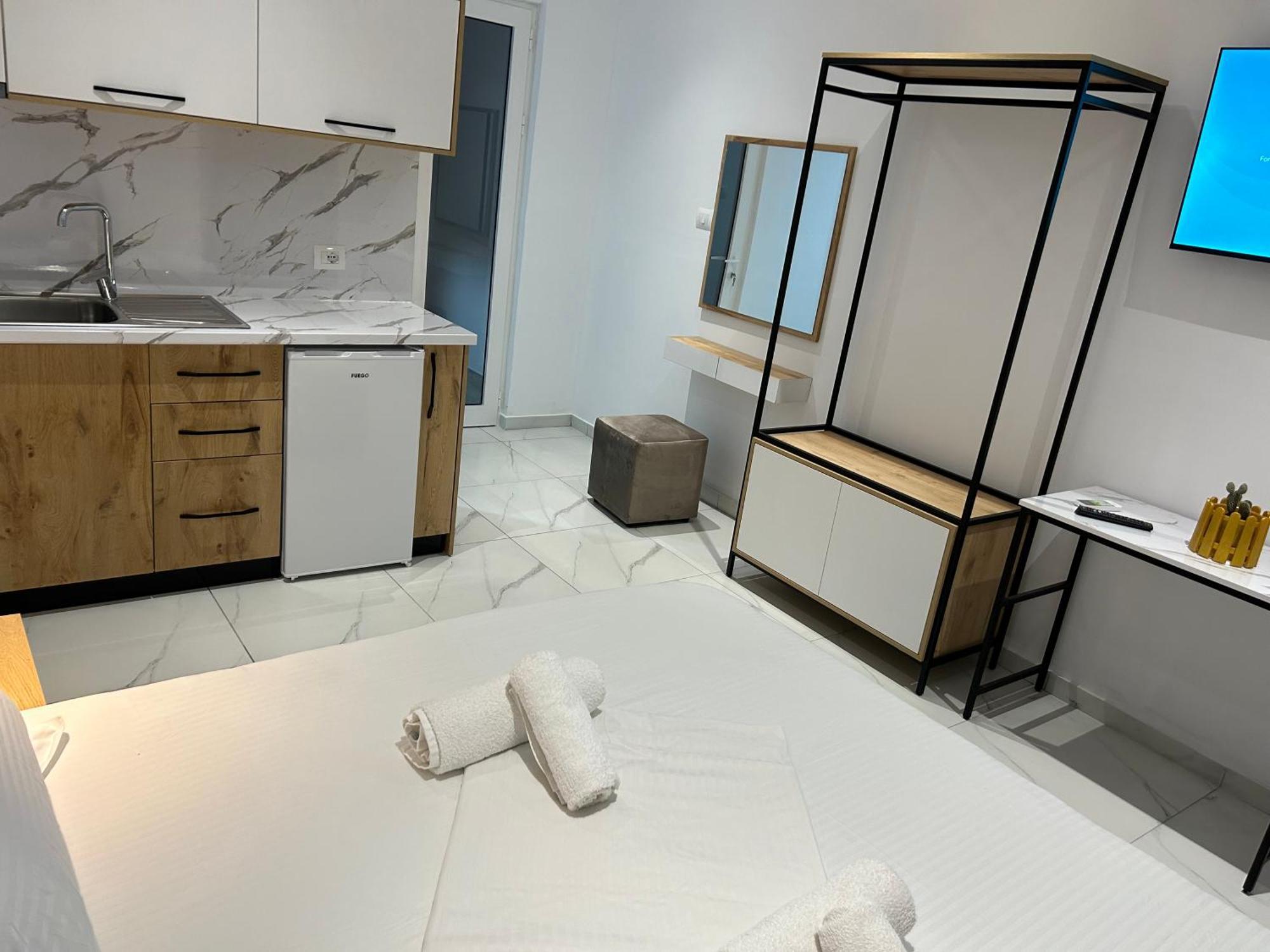 Full Moon Apartments Ksamil Ngoại thất bức ảnh