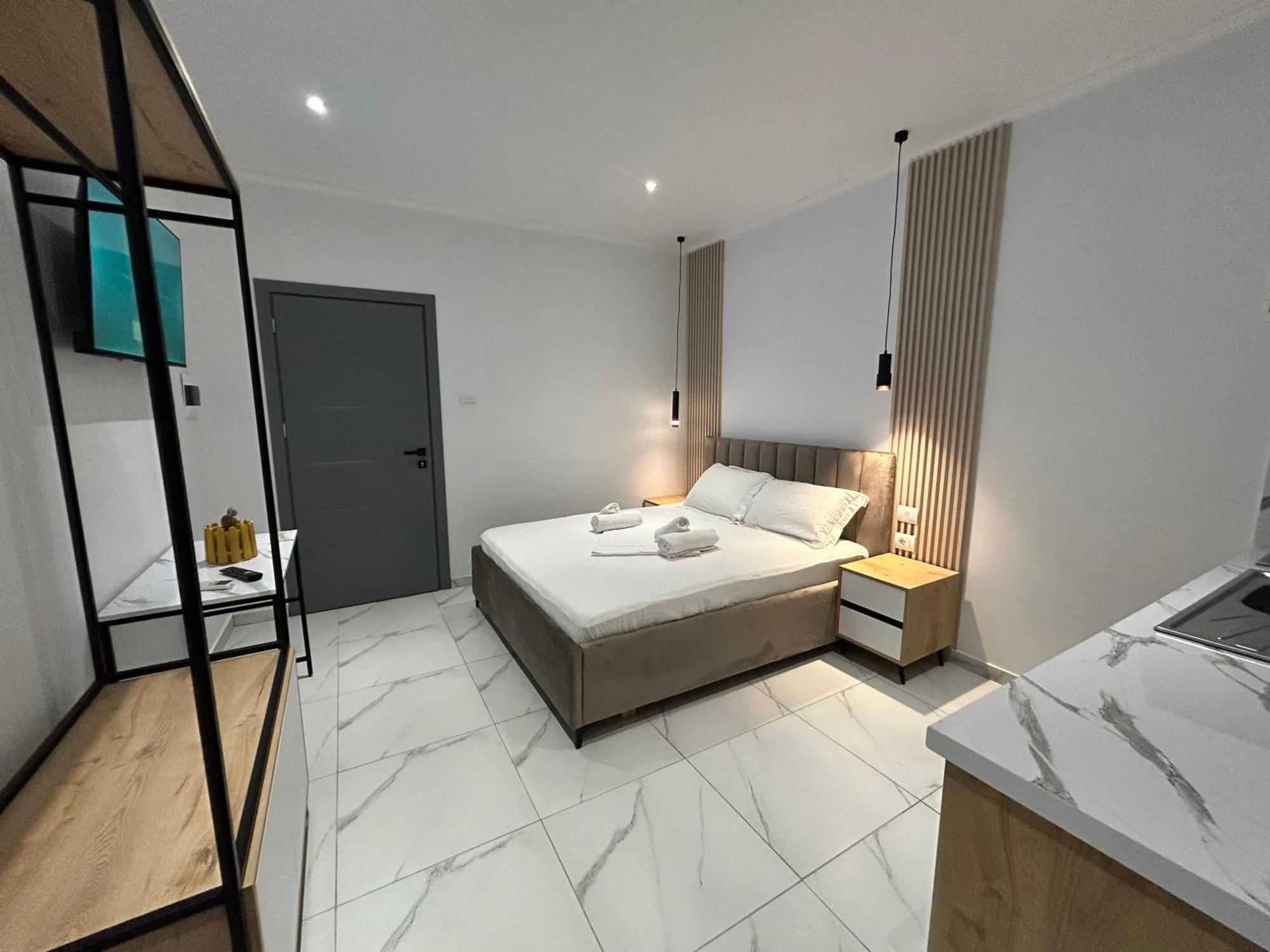 Full Moon Apartments Ksamil Ngoại thất bức ảnh