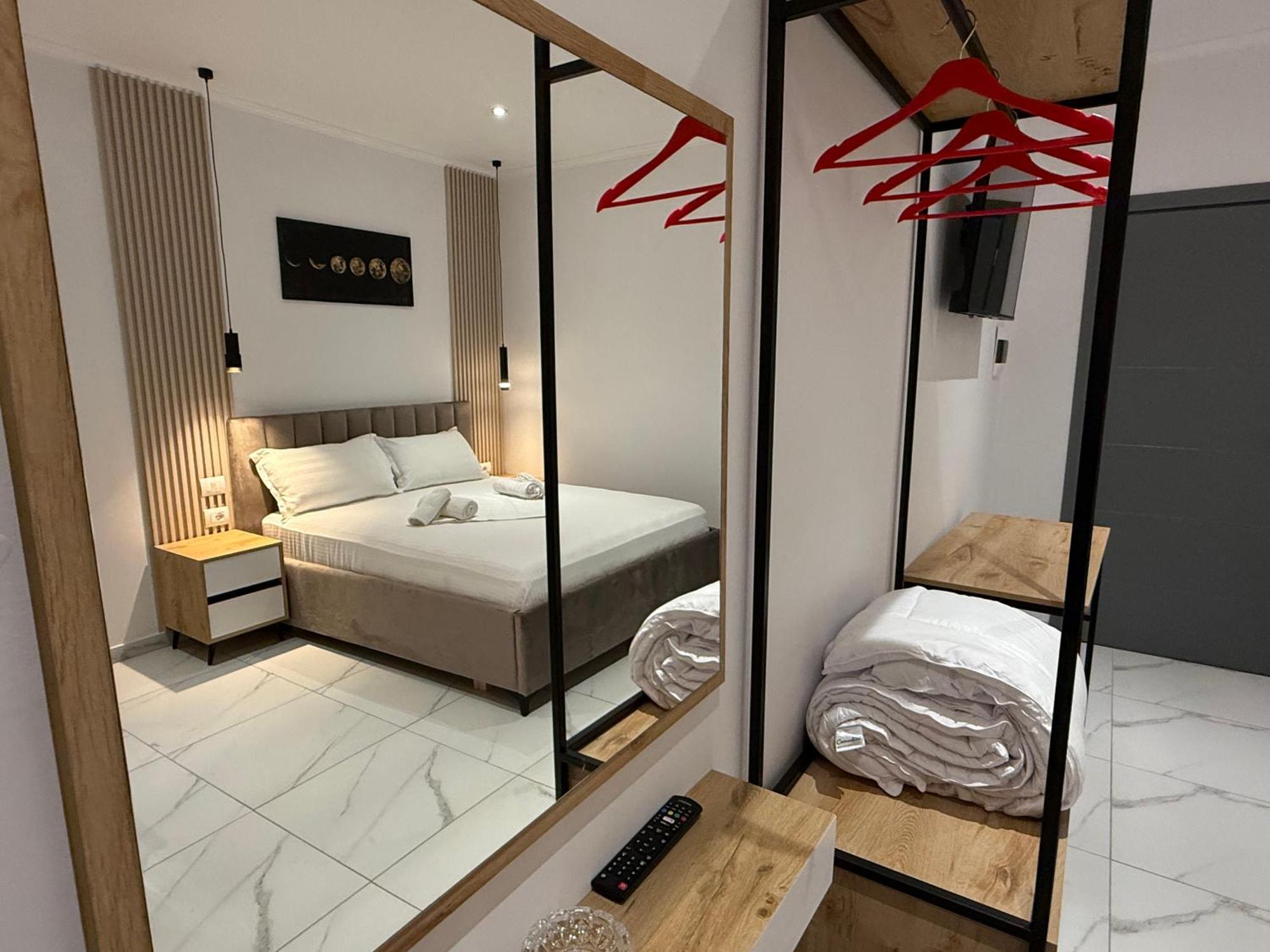 Full Moon Apartments Ksamil Ngoại thất bức ảnh